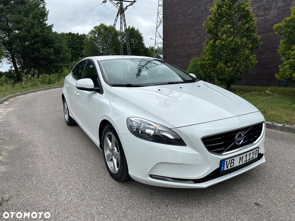 Volvo V40 T2 - 2