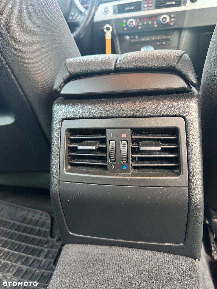 BMW Seria 3 316d - 17