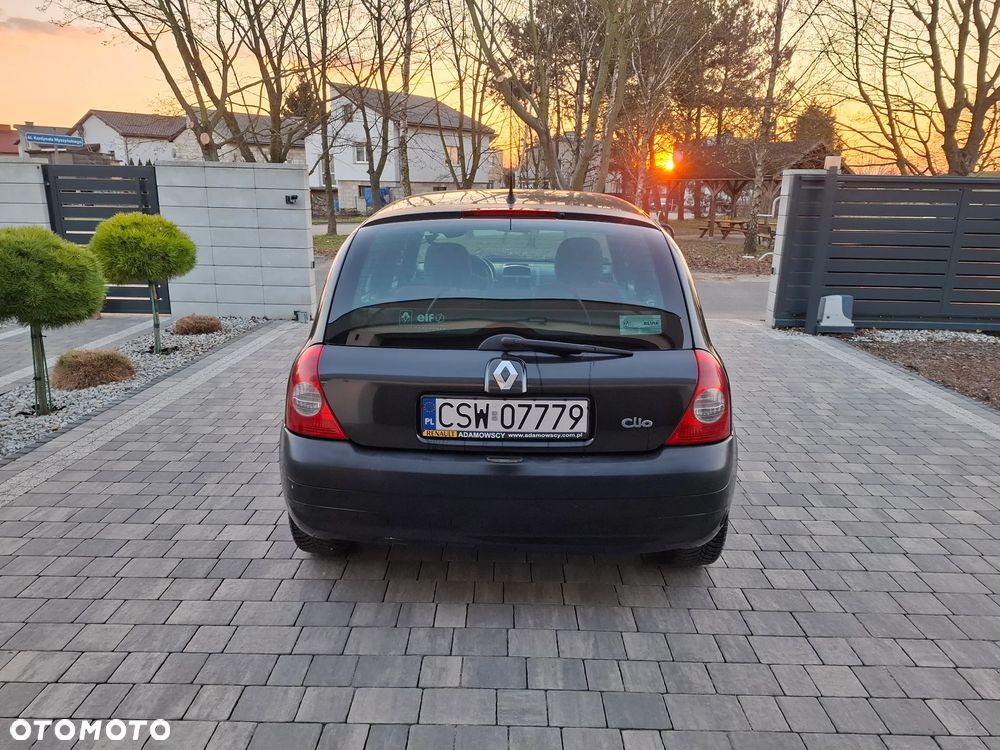 Renault Clio 1.2 16V Expression - 7