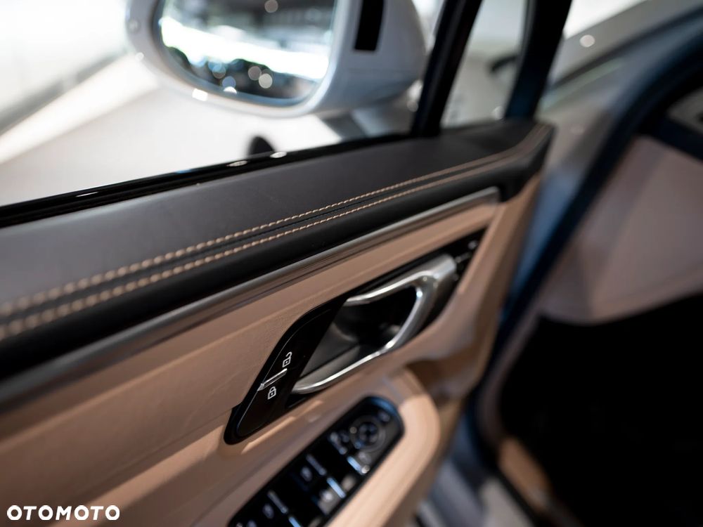 Porsche Macan S - 30