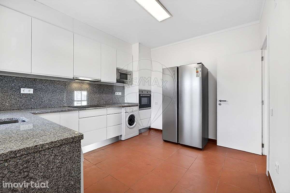 Moradia T4 para arrendamento - Grande imagem: 3/35