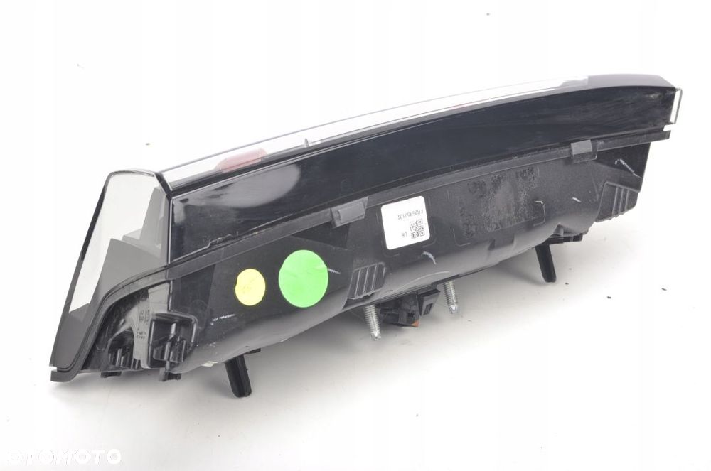 PEUGEOT 2008 II LAMPA LEWA TYLNA LEWY TYŁ W KLAPĘ - 2