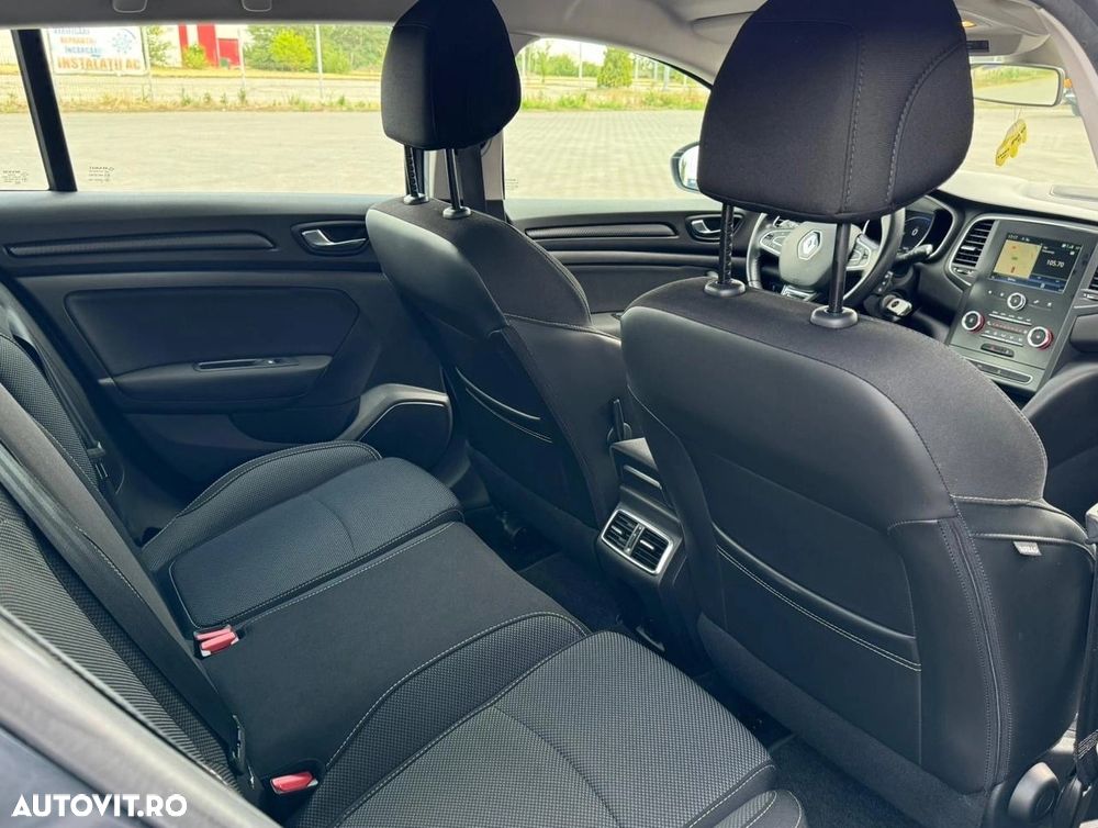 Renault Megane BLUE dCi 115 EDC INTENS - 9