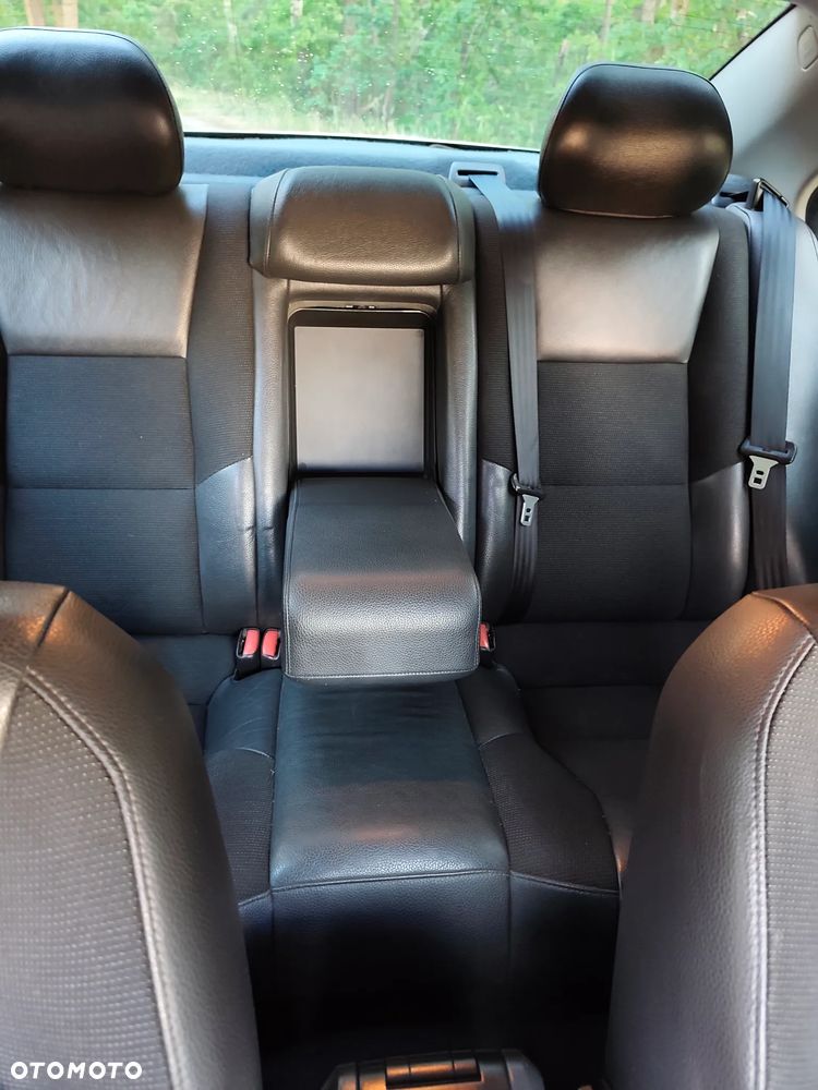 Volvo S60 2.4 Momentum - 9