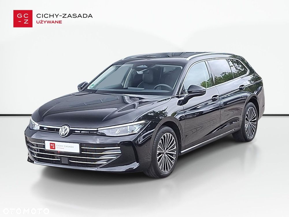 Volkswagen Passat - 1
