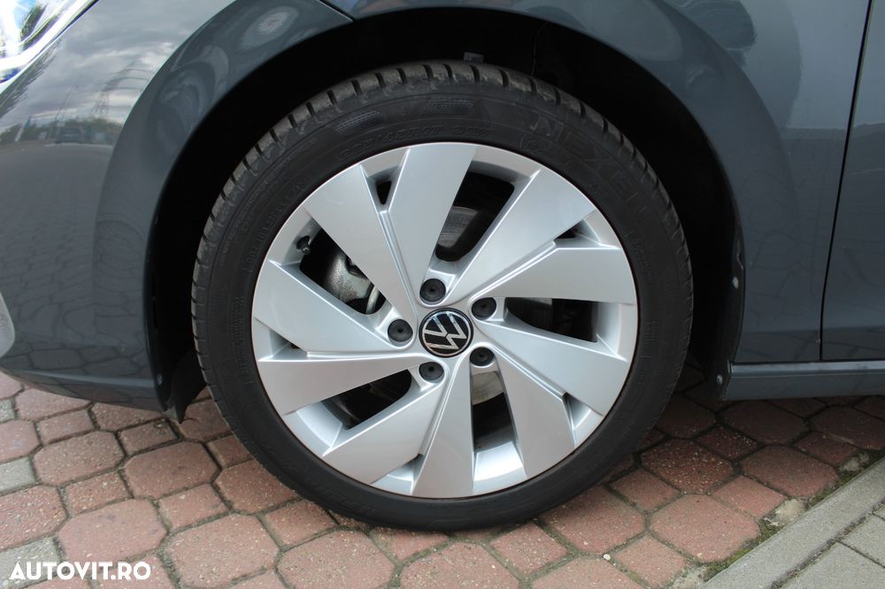 Volkswagen Golf - 21