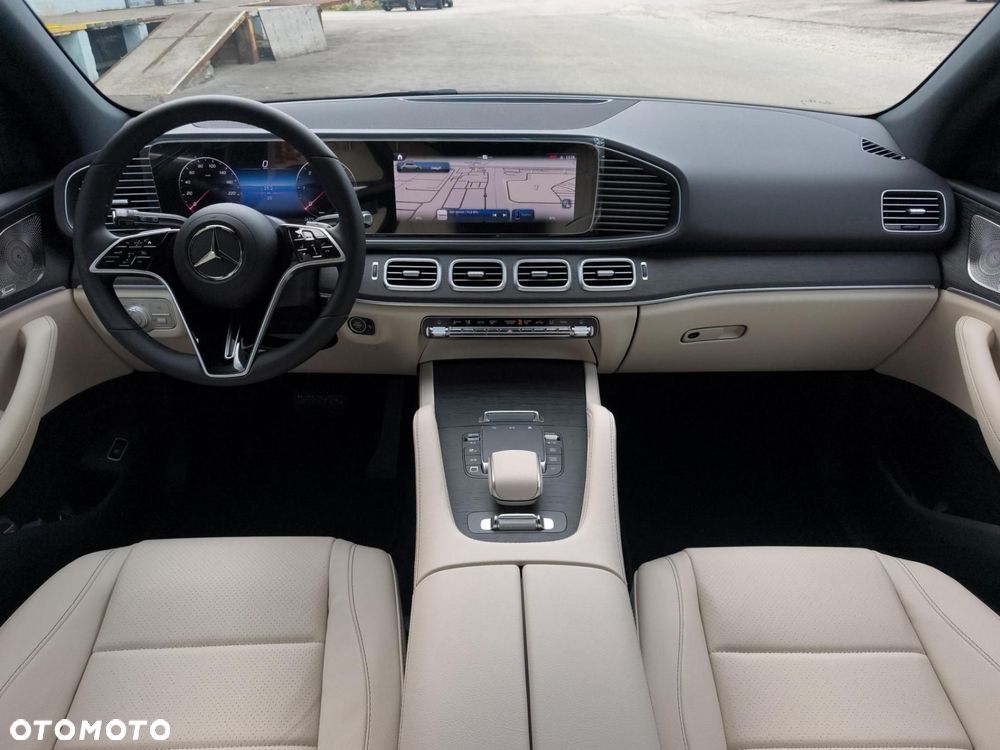 Mercedes-Benz GLE - 11
