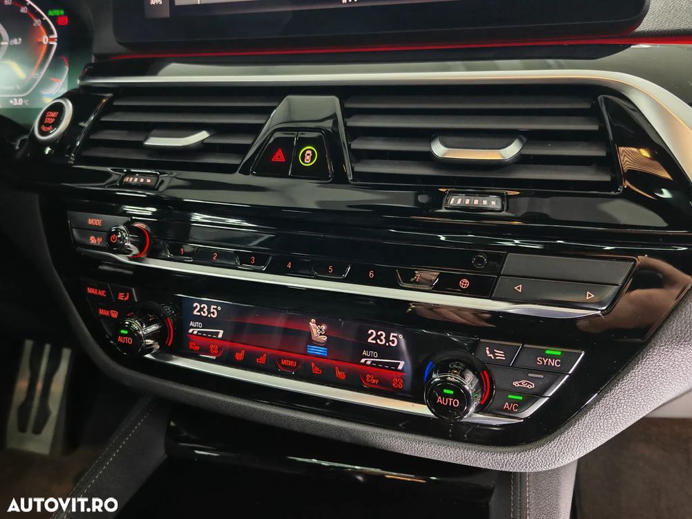 BMW Seria 5 530i AT MHEV - 10