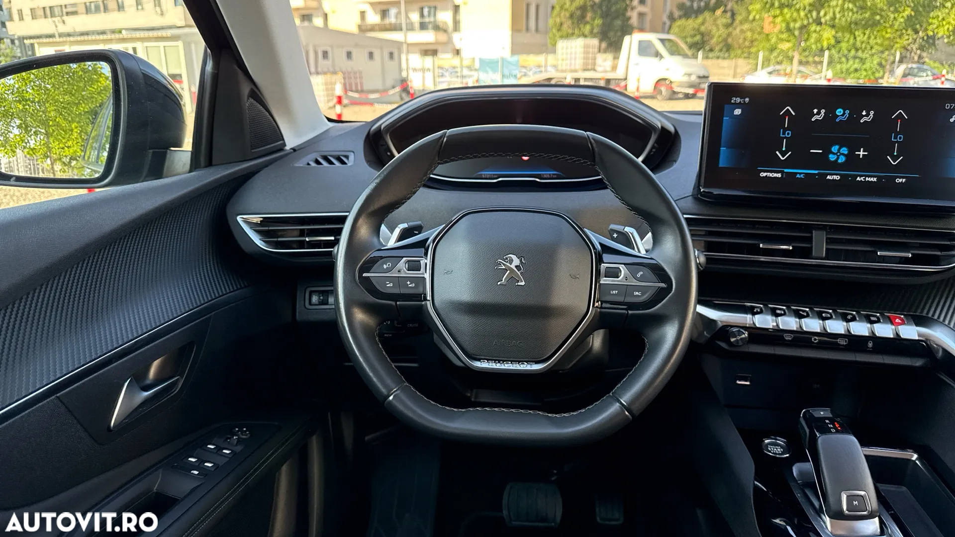 Peugeot 3008 1.2 PureTech 130 EAT8 Allure Pack - 29