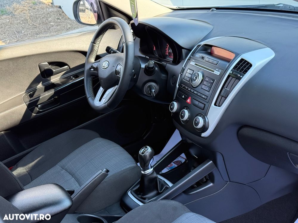 Kia Ceed Cee'd 1.6 DSL EX HP CITY - 10