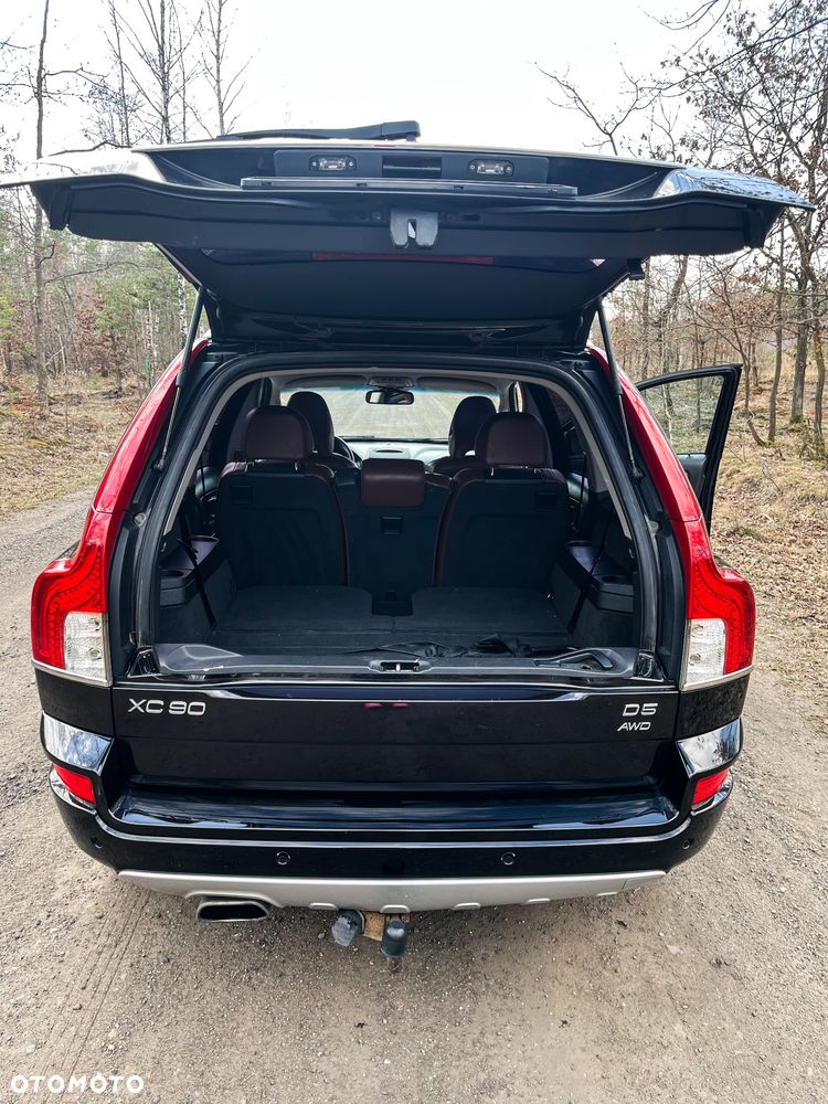 Volvo XC 90 D5 AWD R-Design - 8