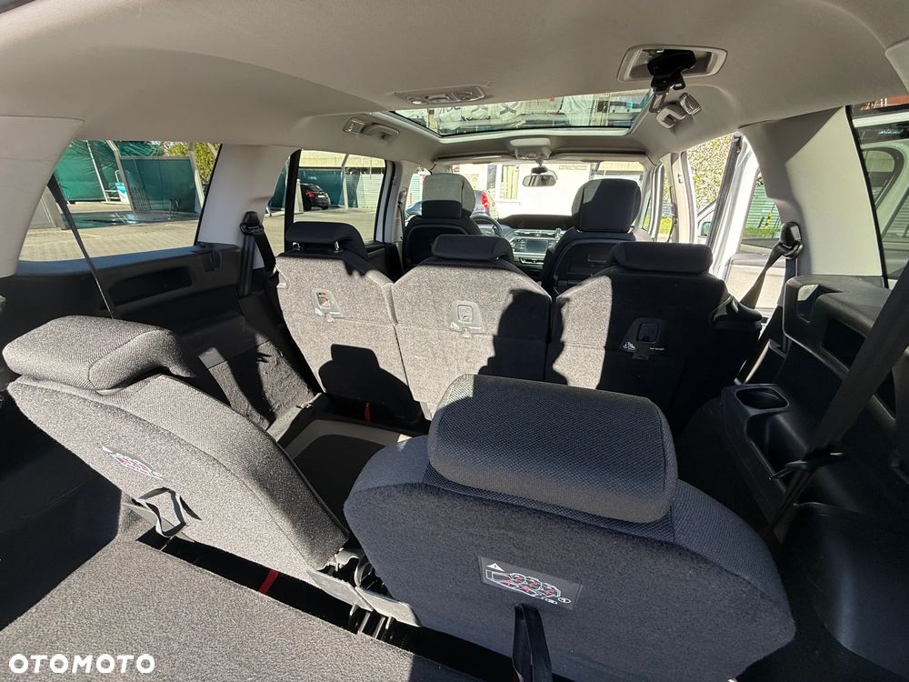 Citroën C4 SpaceTourer 1.6 PureTech Shine S&S EAT8 - 16