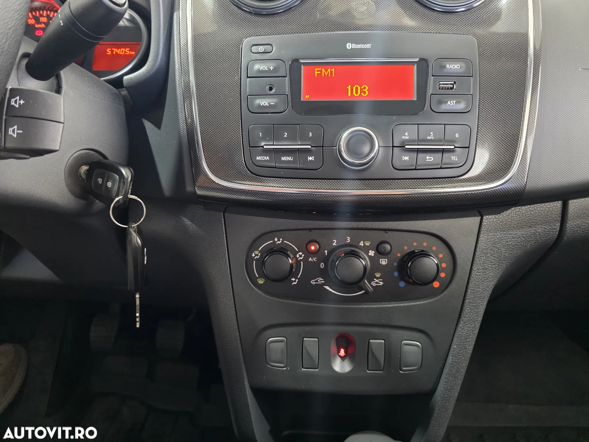 Dacia Logan - 8