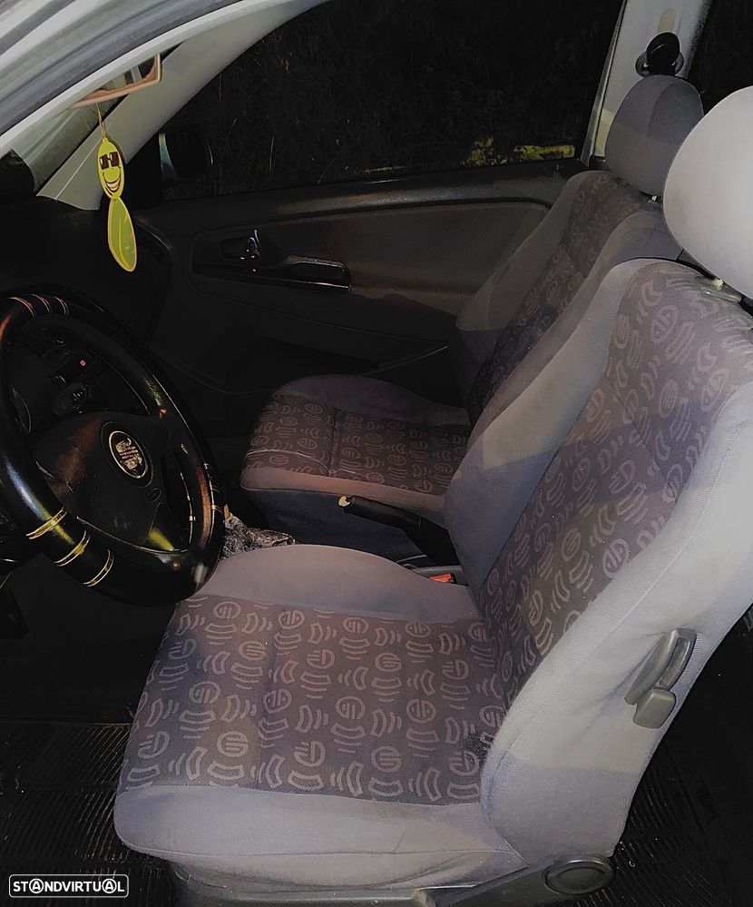 SEAT Ibiza 1.4 Mpi Crono - 9