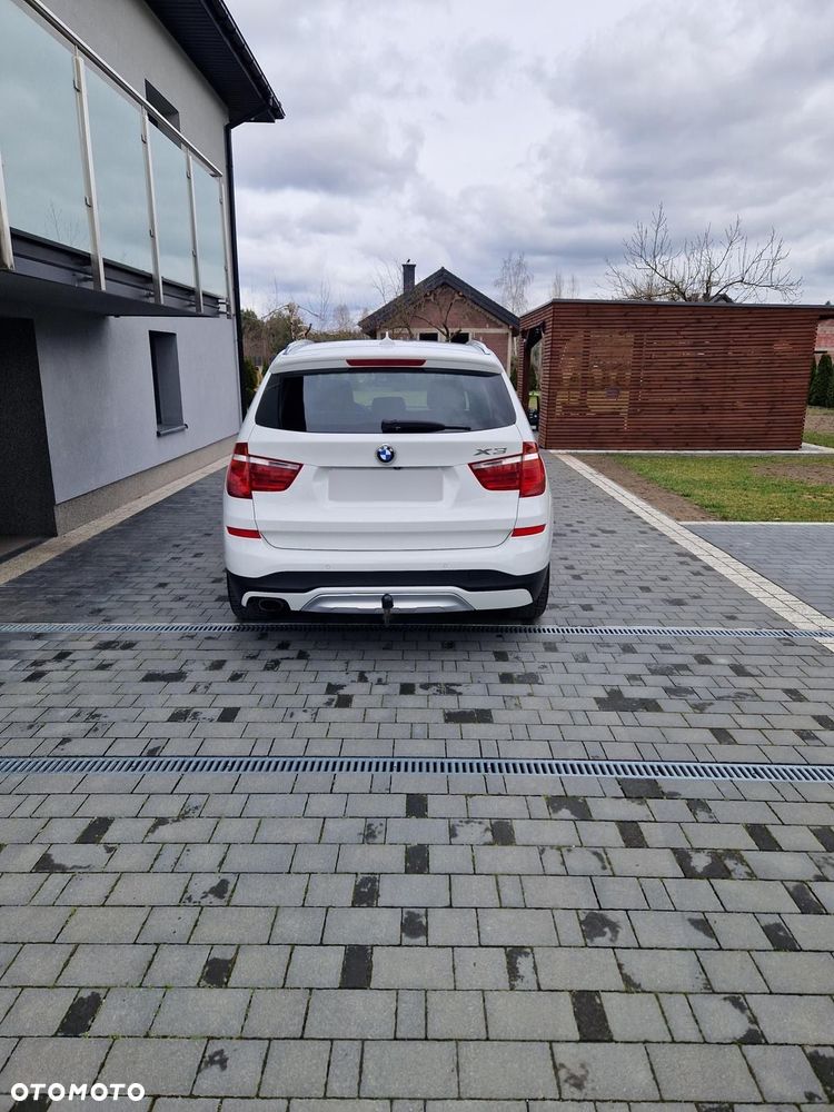 BMW X3 xDrive20d - 11