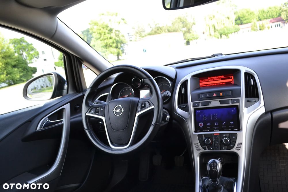 Opel Astra 1.4 Turbo - 32