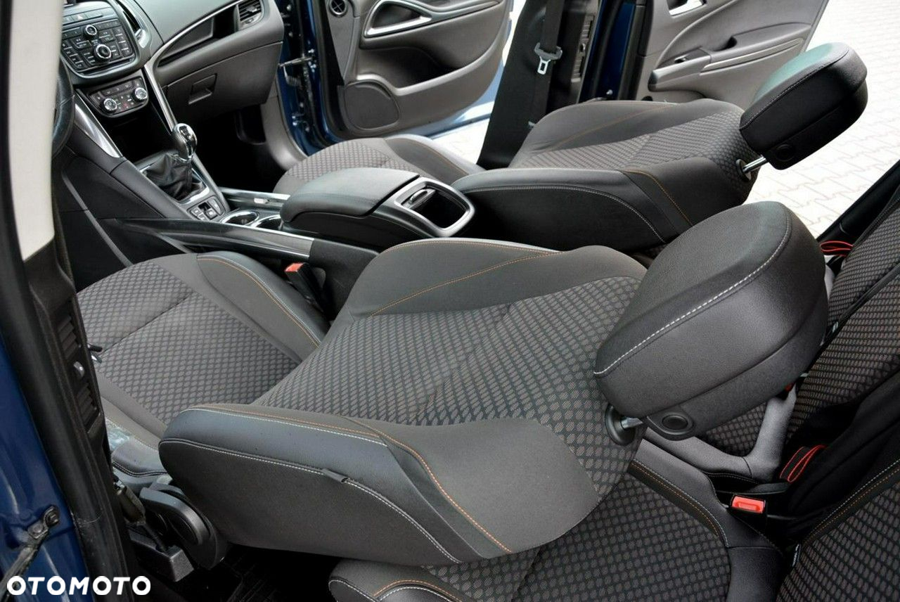 Opel Zafira 1.6 CDTI Cosmo - 22
