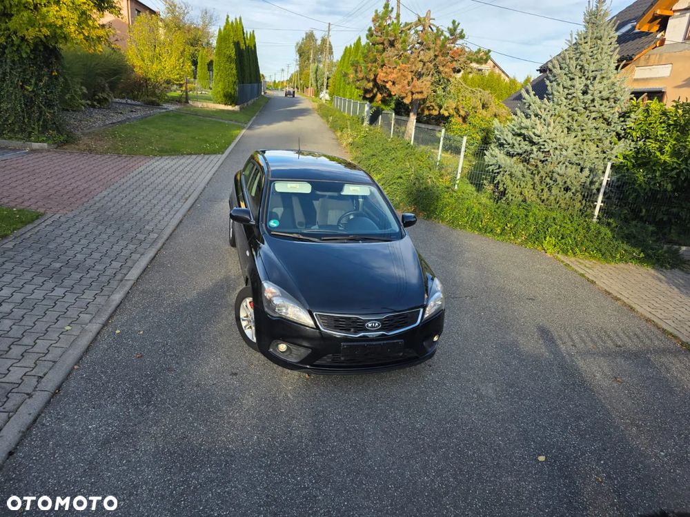 Kia ProCeed - 31