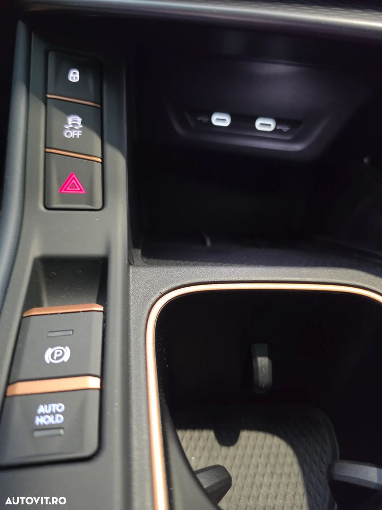 Cupra Terramar 1.5 eTSI DSG - 24