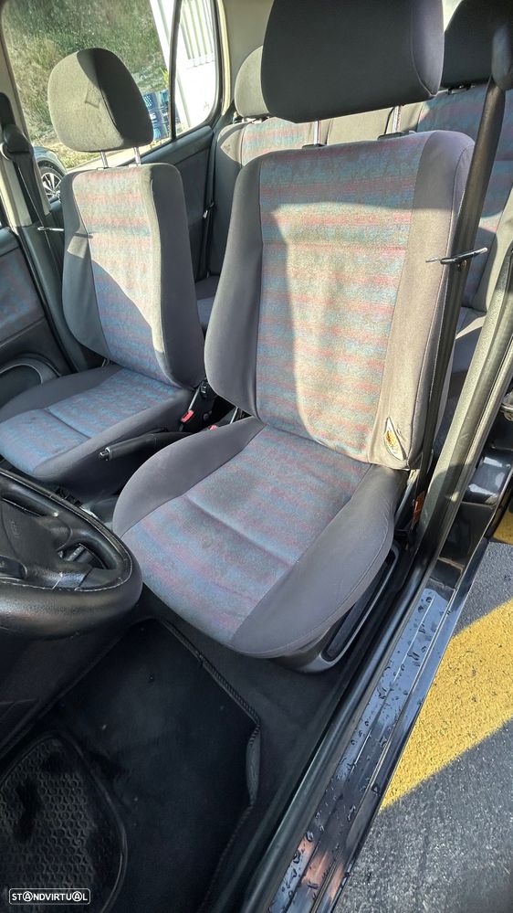VW Polo 1.4 GL P3 - 6