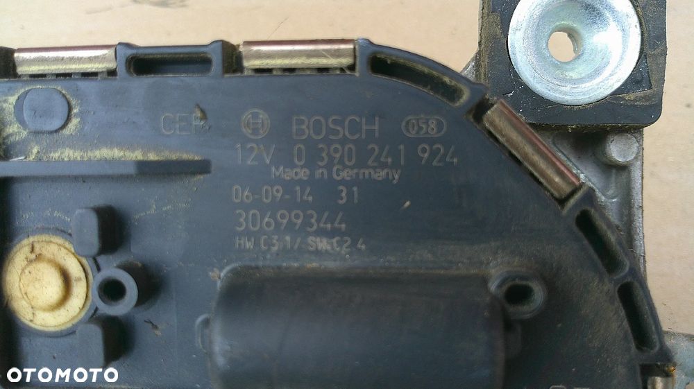 VOLVO V50 MECHANIZM WYCIERACZEK - 4