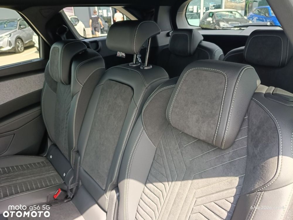 Peugeot 5008 - 10