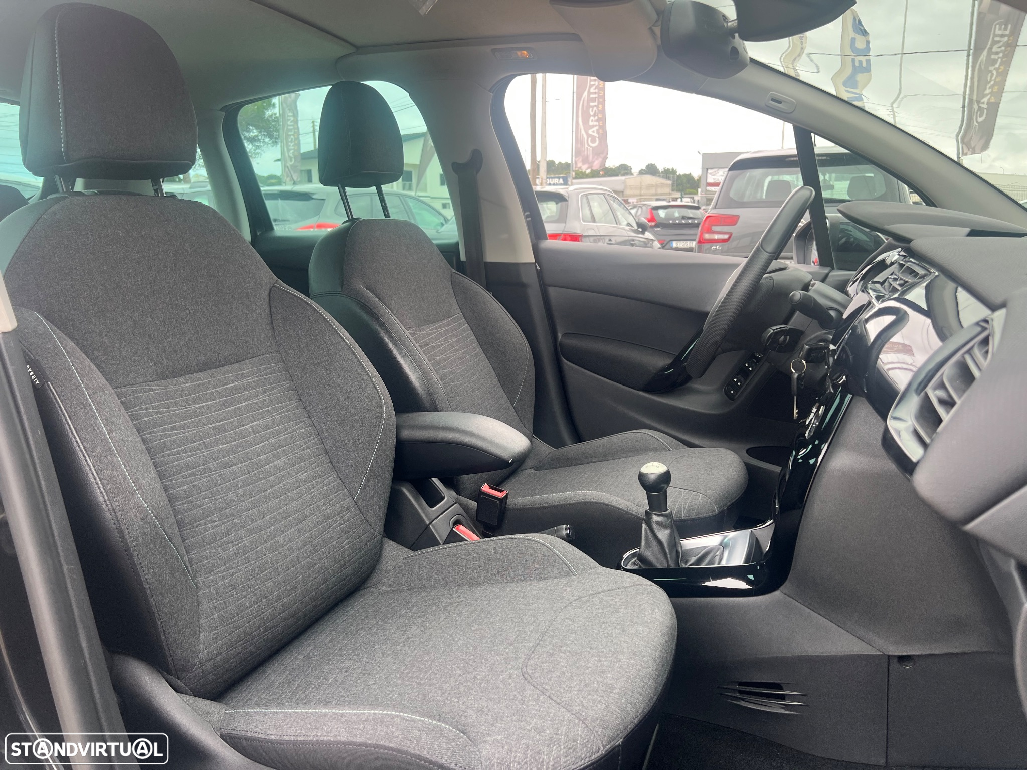 Citroën C3 1.2 VTi Exclusive - 18