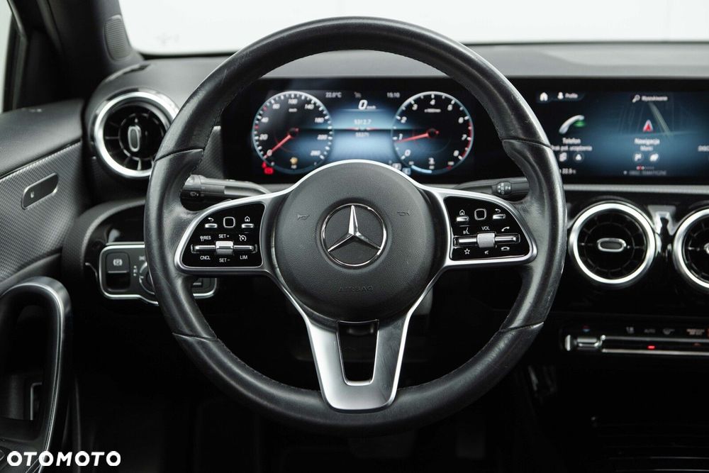 Mercedes-Benz Klasa A 180 Progressive 7G-DCT - 21