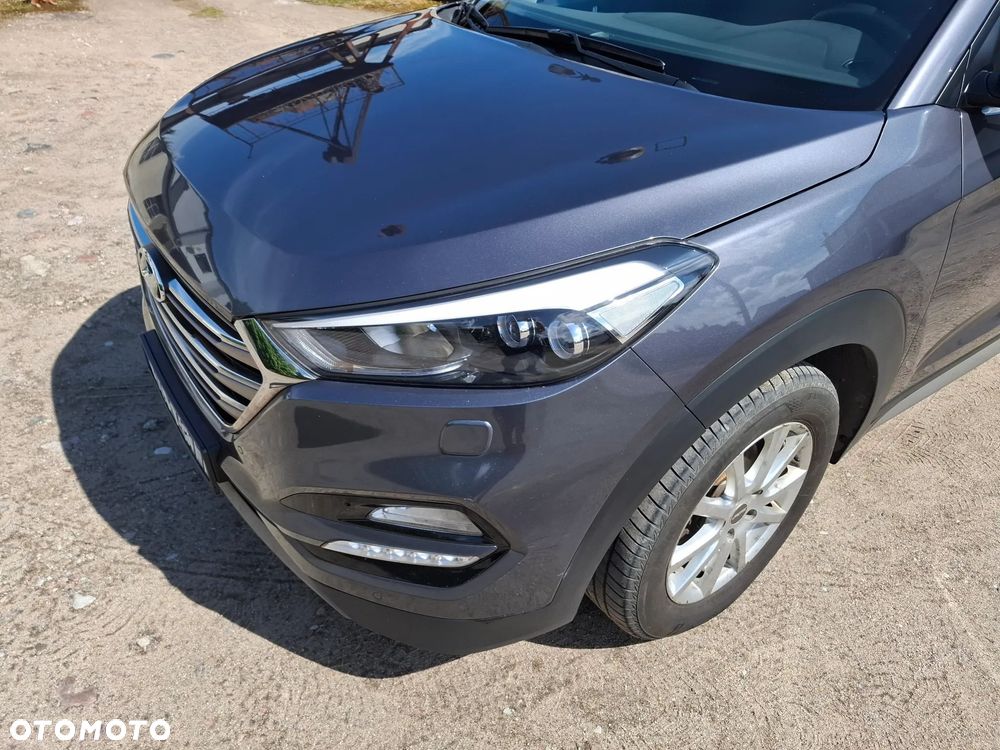 Hyundai Tucson 2.0 CRDI 4WD Automatik Style - 6