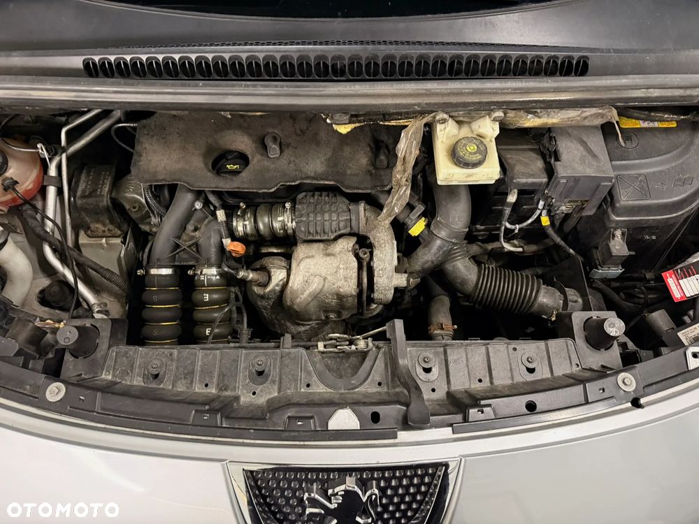 Peugeot 3008 1.6 HDi Premium - 22