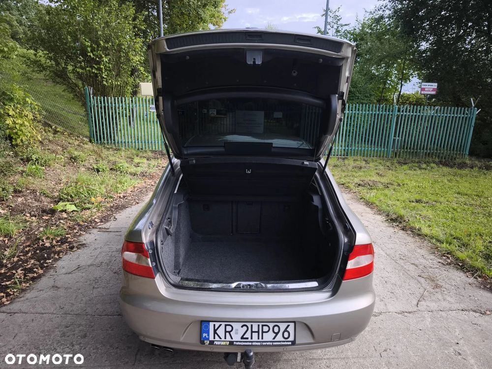 Skoda Superb - 11