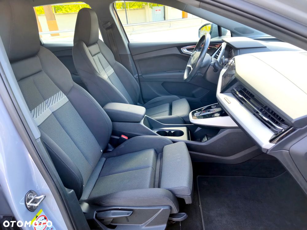 Audi Q4 e-tron - 22