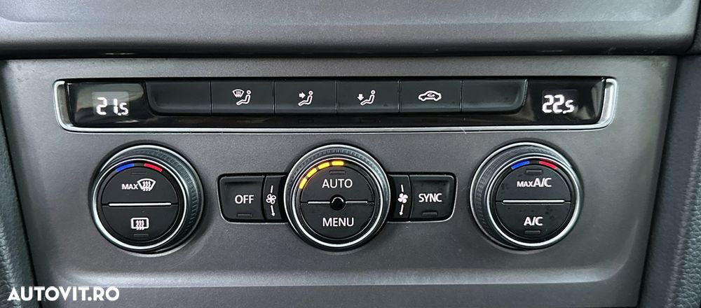 Volkswagen Golf - 13