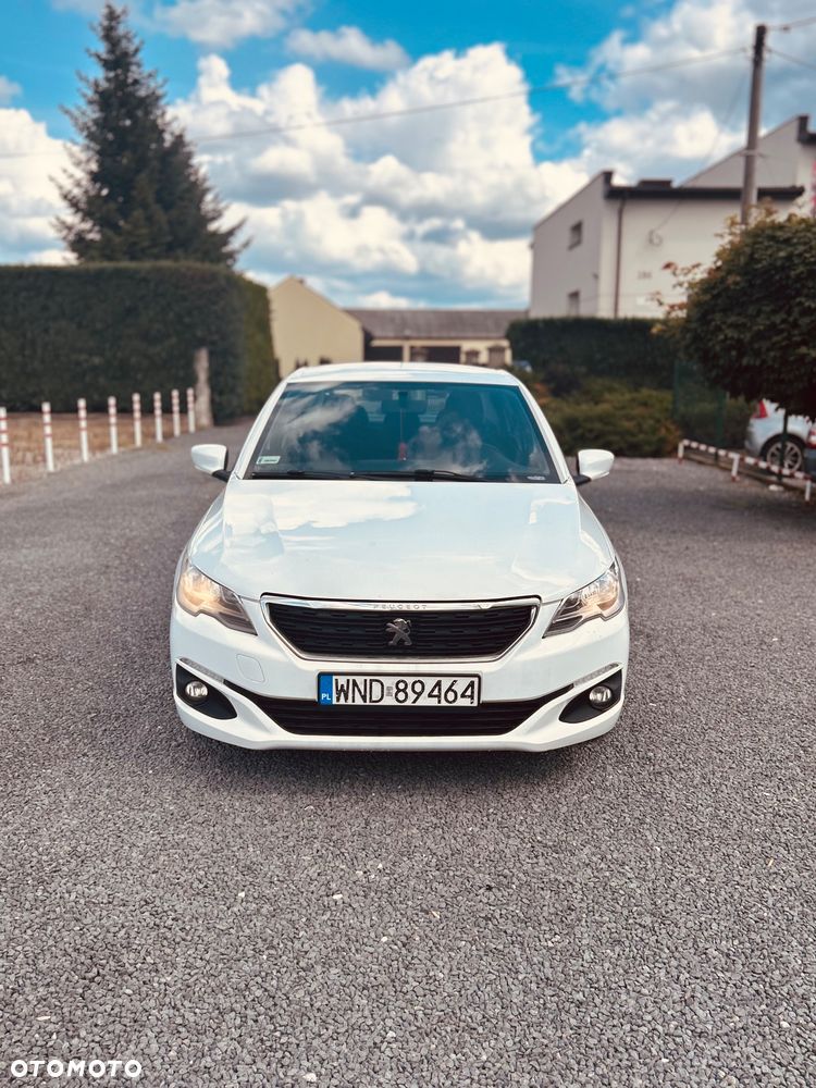 Peugeot 301 1.6 BlueHDi Active - 2