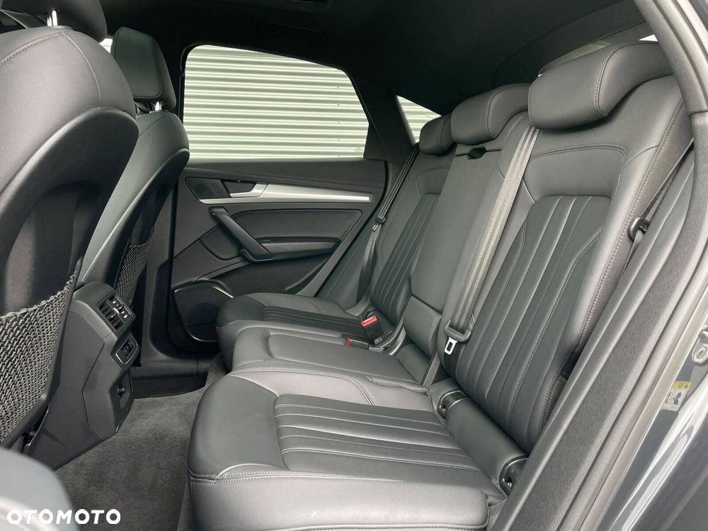 Audi Q5 Sportback - 14
