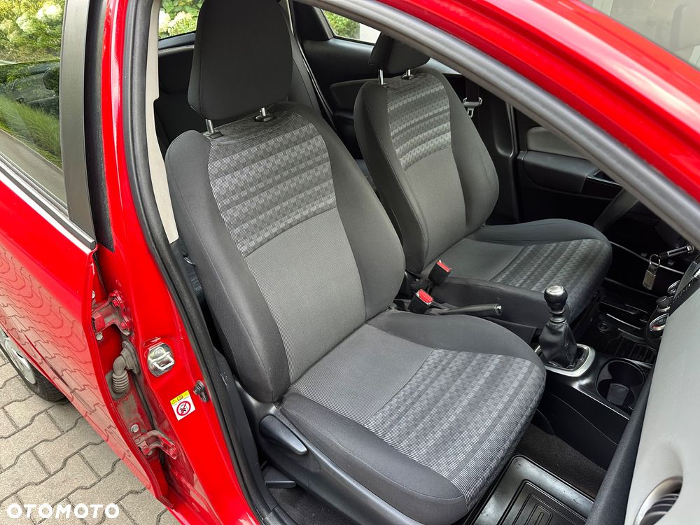 Toyota Yaris 1.33 Premium EU6 - 11