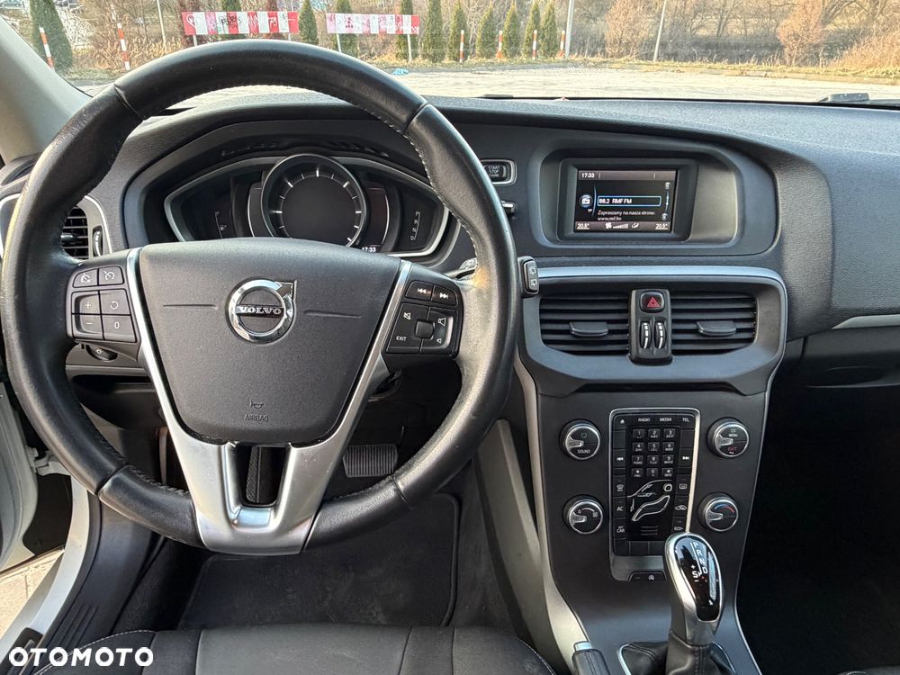 Volvo V40 D2 Geartronic Momentum - 11