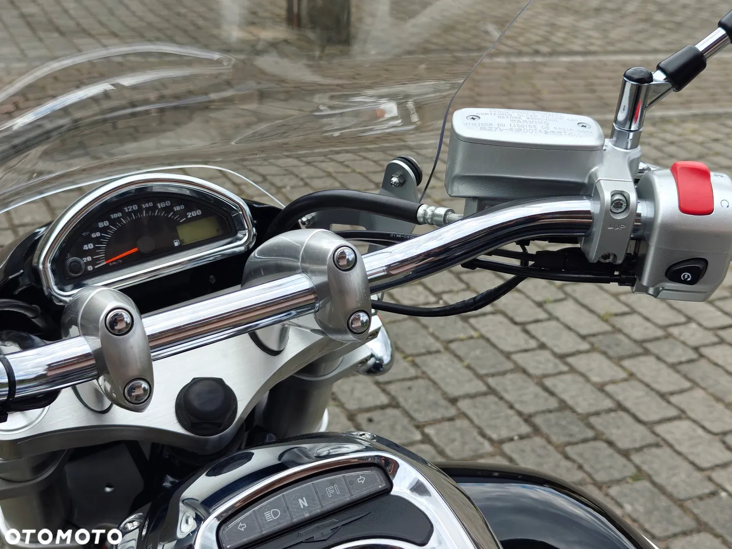 Suzuki Intruder - 20