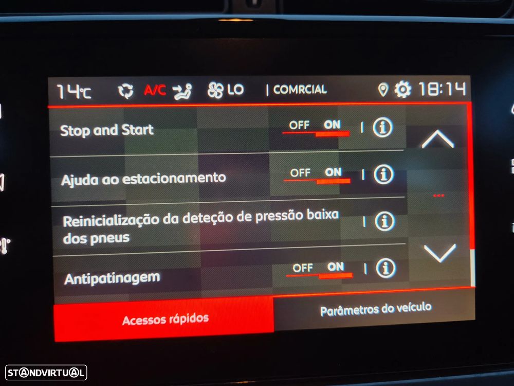 Citroën C3 1.2 PureTech Shine - 18