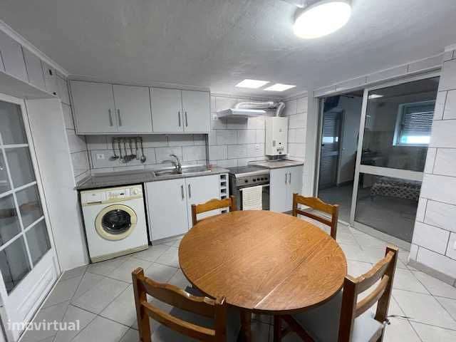 Moradia T1 Adão Lobo - Grande imagem: 2/9