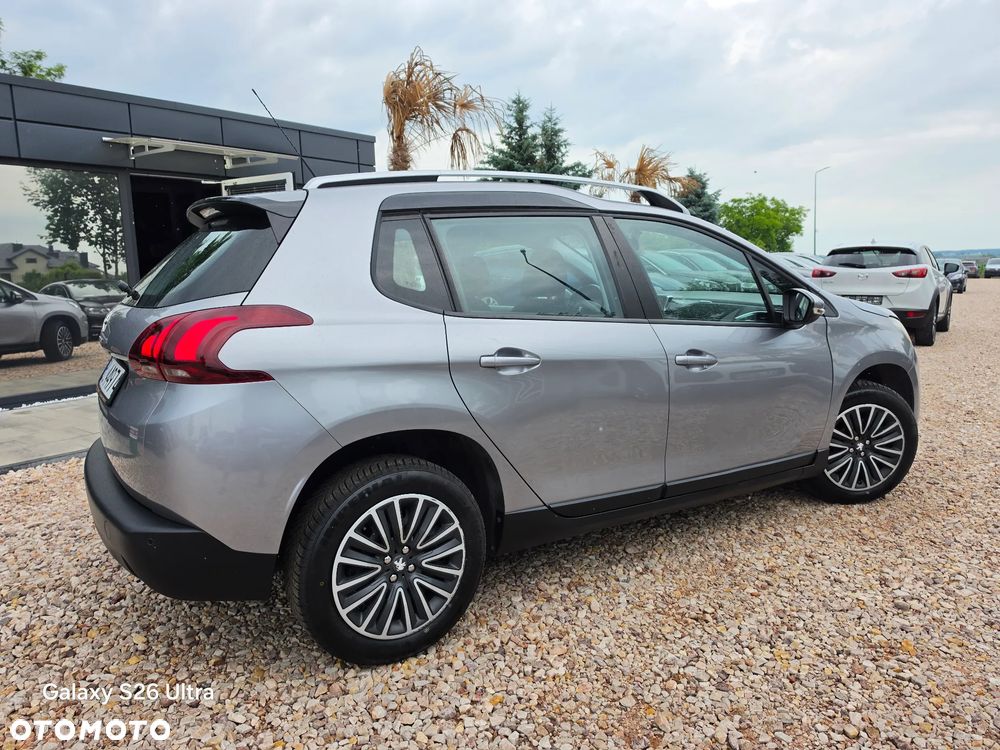 Peugeot 2008 1.2 Pure Tech Active S&S EAT6 - 25