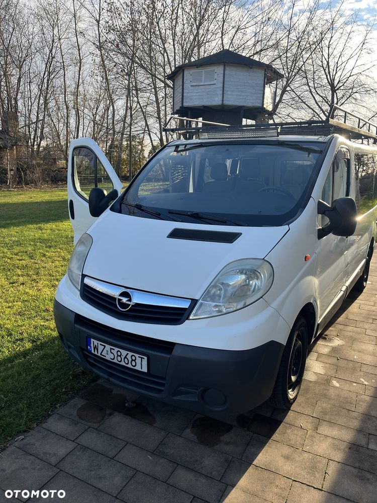 Opel Vivaro - 2