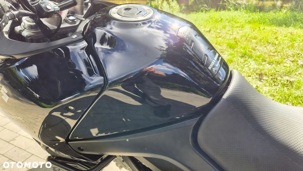 Suzuki V-STROM - 13