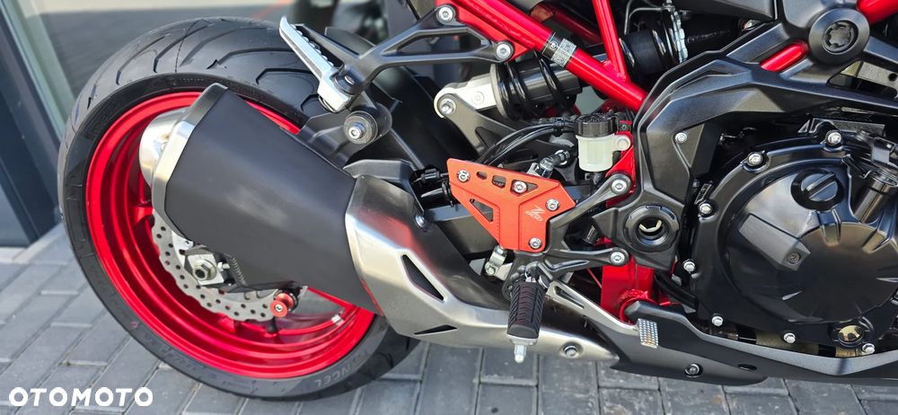 Kawasaki Z 900 - 9