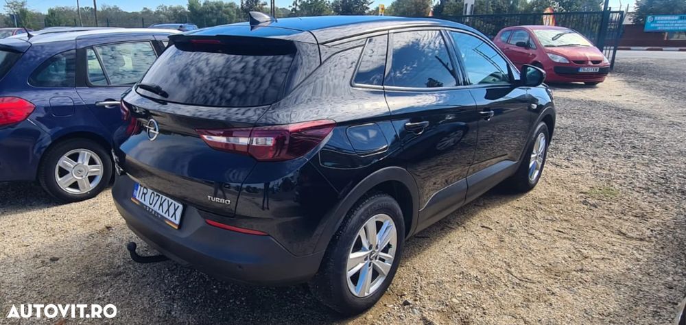 Opel Grandland X 1.2 Start/Stop Business Edition - 5