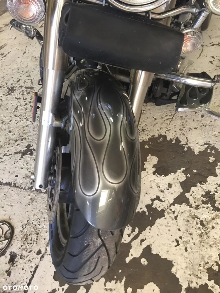 Yamaha Road Star - 9