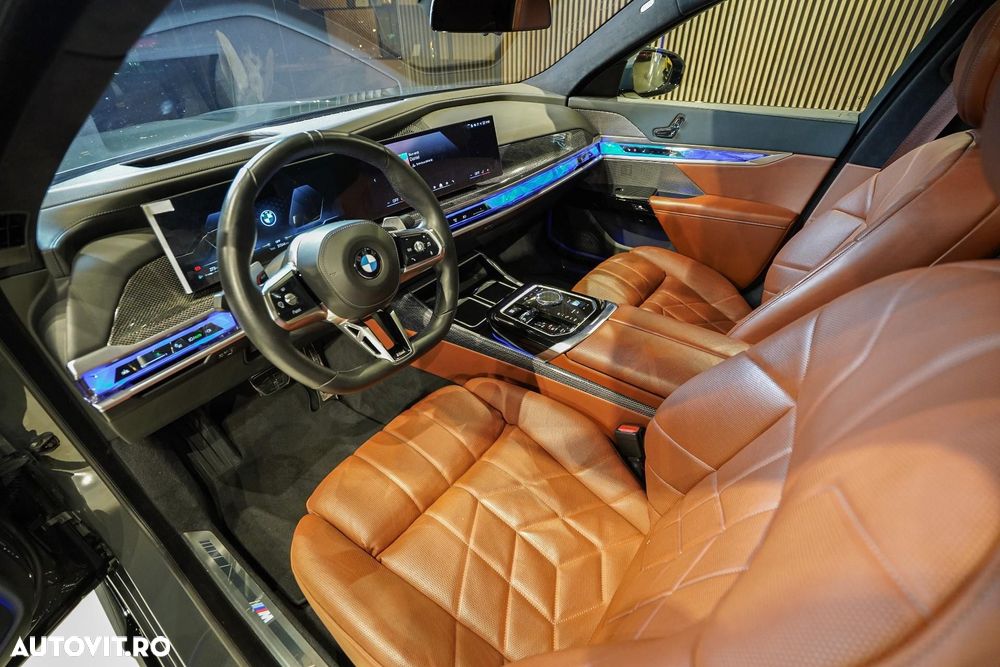 BMW Seria 7 740d xDrive MHEV - 20