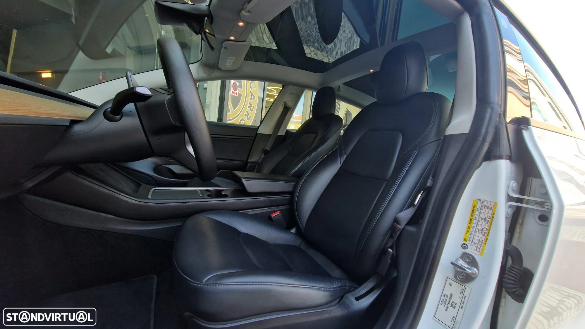 Tesla Model 3 Long-Range Dual Motor AWD - 4