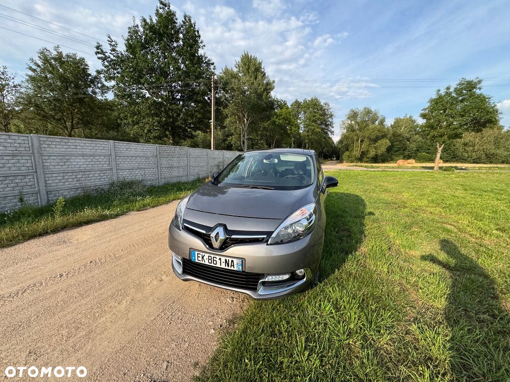 Renault Scenic ENERGY TCe 130 BOSE EDITION - 19