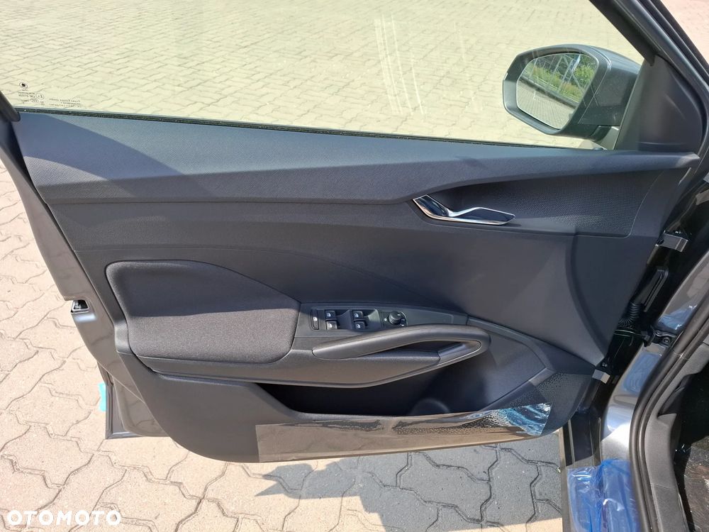 Skoda Fabia 1.0 TSI Drive DSG - 13